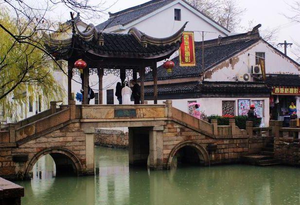 神圣的石像